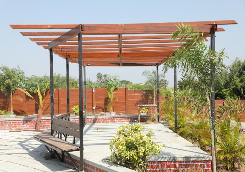 Palm Beach Resort Valsad 외부 사진